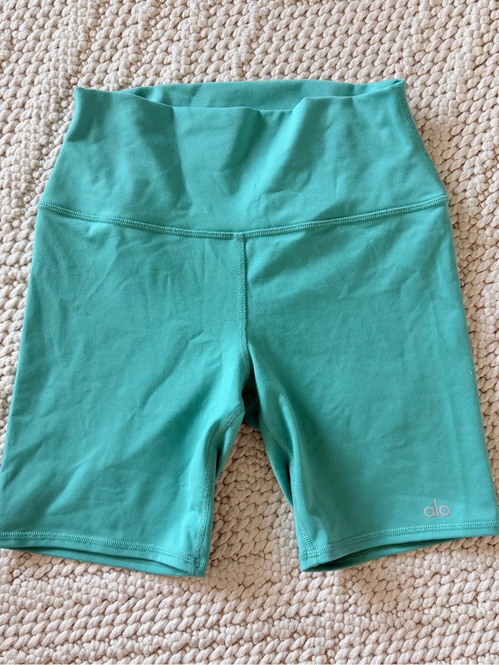 ALO Yoga High-Rise Bike Shorts in Teal Green